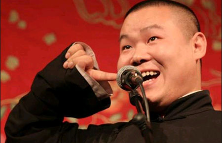 相聲演員岳云鵬,傳統(tǒng)藝術(shù)的魅力與現(xiàn)代風(fēng)采展現(xiàn)