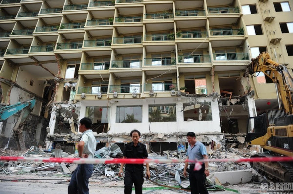 海南違建拆除進展,變化中的自信與成就感的交響曲報道