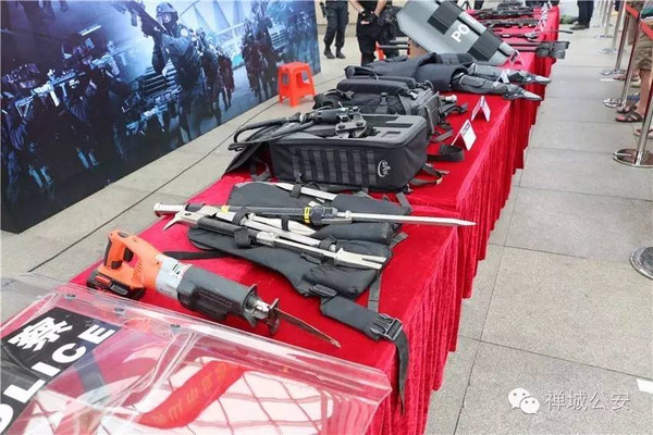 最新武器展示視頻,力量與科技的巔峰較量