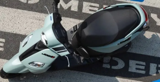 “新款巧格亮相”,新款巧格亮相,變化的力量,自信與成長的旋律