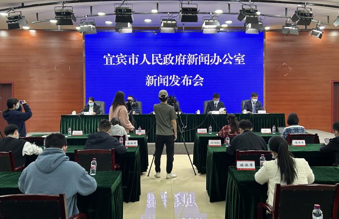 疫情最新進展下的日常溫馨時光