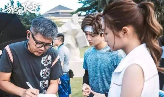 鹿晗關曉彤電視劇的心靈覺醒之旅,自然之旅的啟示