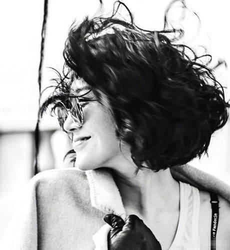 許晴短發(fā)風采照,內心平靜的旅行之旅