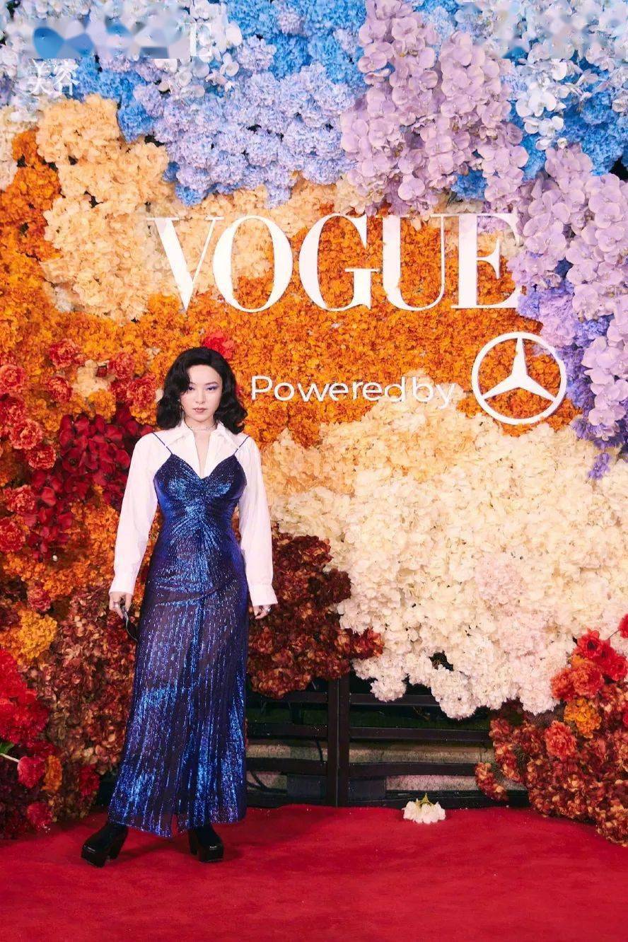 婚姻新篇章,探尋小巷特色小店,發(fā)現(xiàn)城市隱秘寶藏