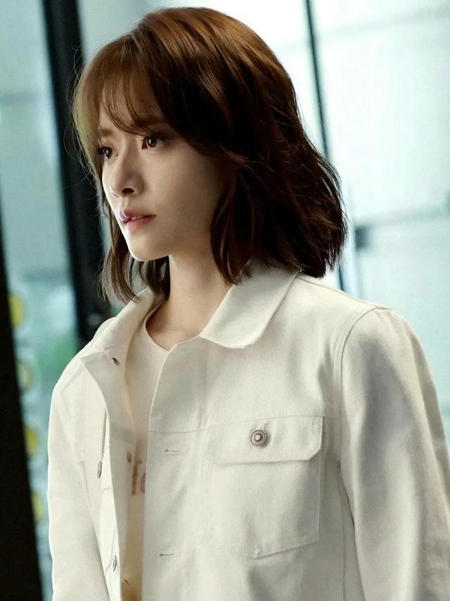 趙媛媛,演藝之路的閃耀之星