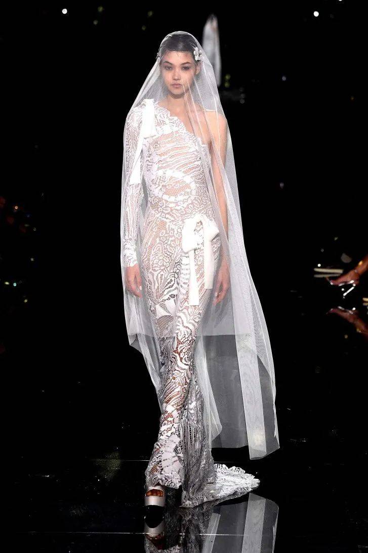 時尚新秀模特集結,一場視覺盛宴的多元解讀