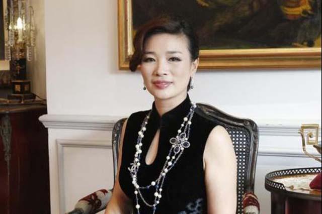 胡潔最新時尚魅力瞬間圖片展現